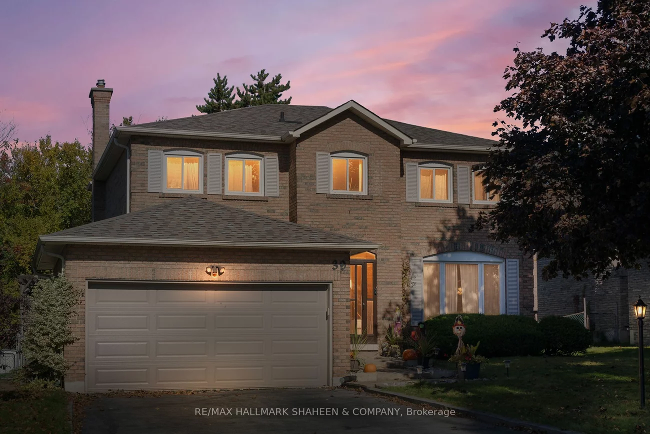 39 Lowe Blvd, Newmarket