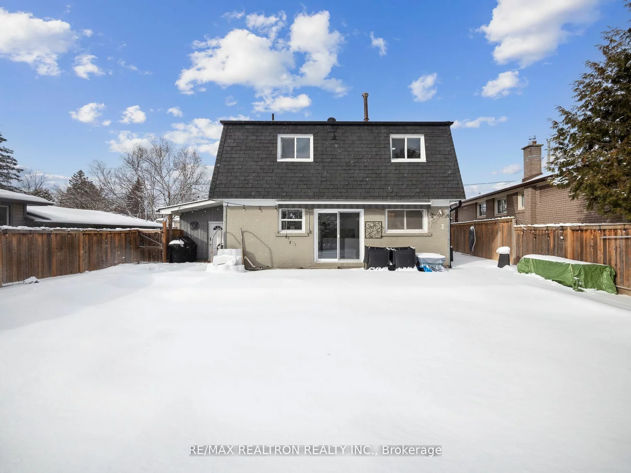 638 Red Deer St, Newmarket