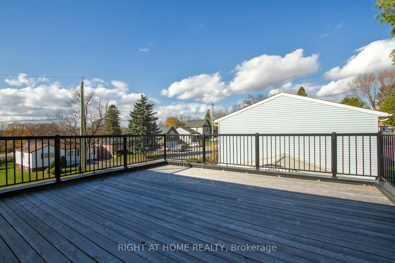 133 Roxborough Rd, Newmarket