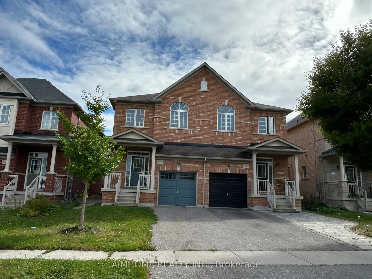 1255 Blencowe Cres, Newmarket