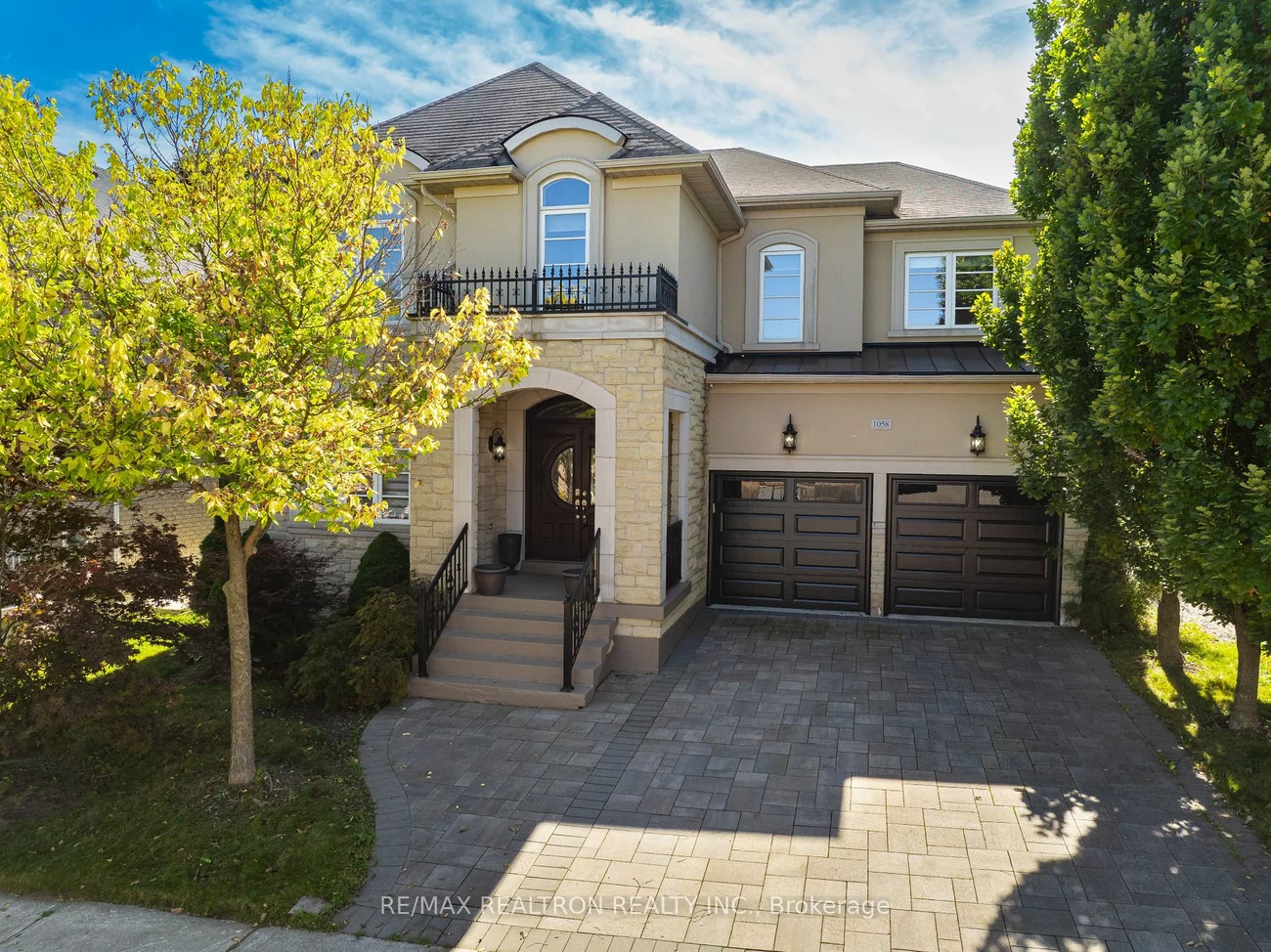 1058 Bob Scott Crt, Newmarket