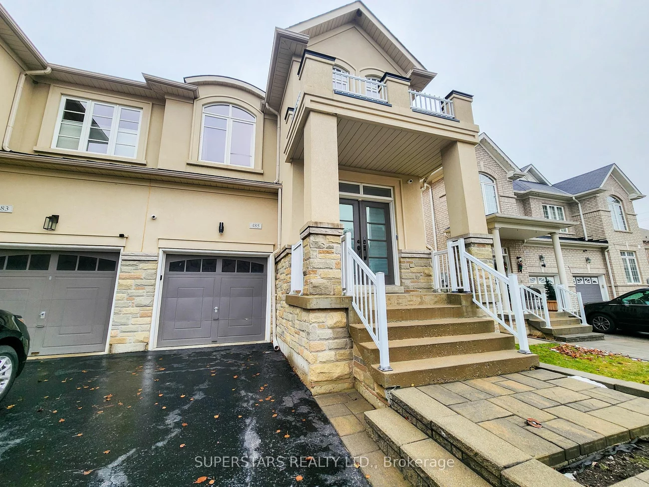 485 Foxcroft Blvd, Newmarket