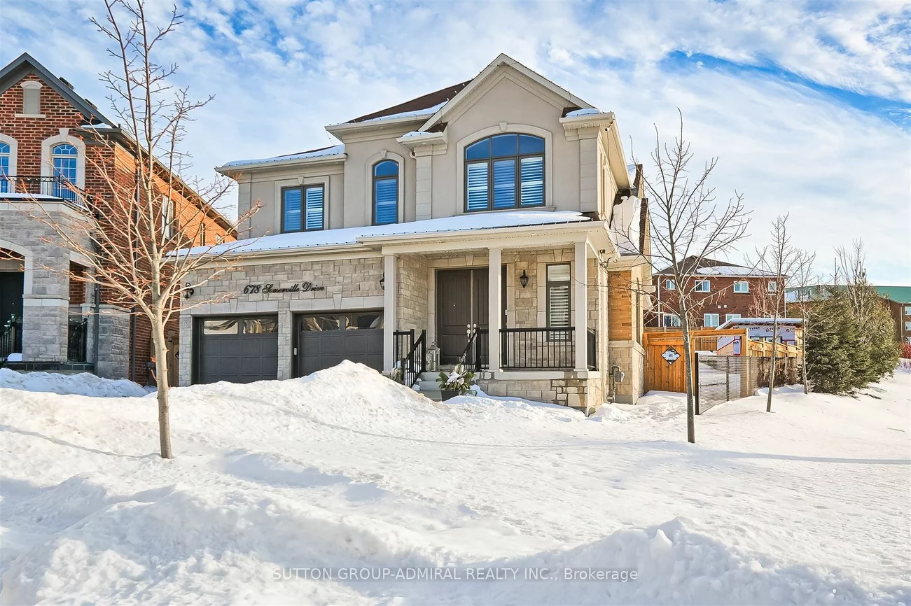 678 Somerville Dr, Newmarket