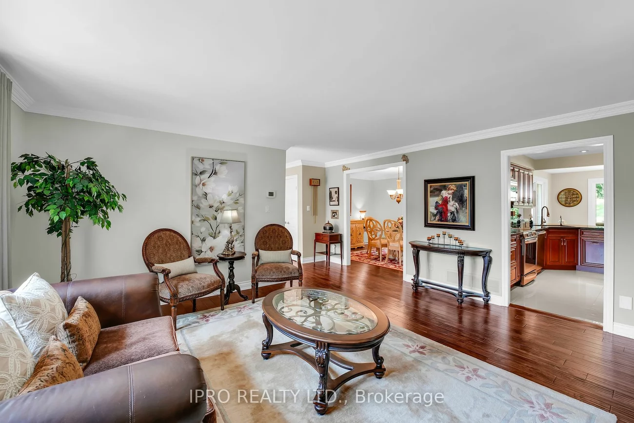 8 Anchor Crt, East Gwillimbury