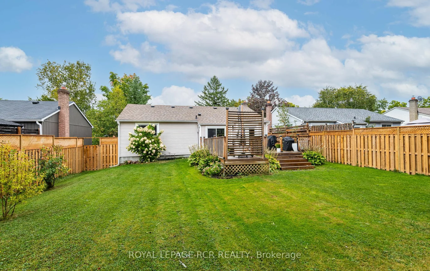 26 Red Mills Dr, East Gwillimbury