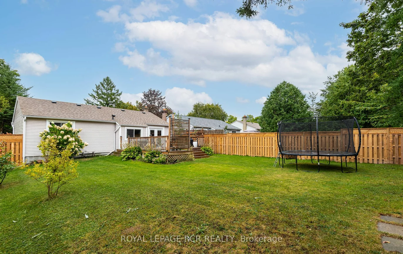 26 Red Mills Dr, East Gwillimbury