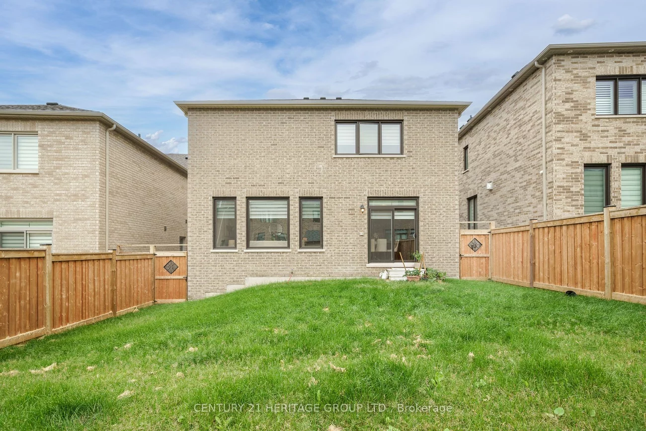 57 Terrain Crt, East Gwillimbury