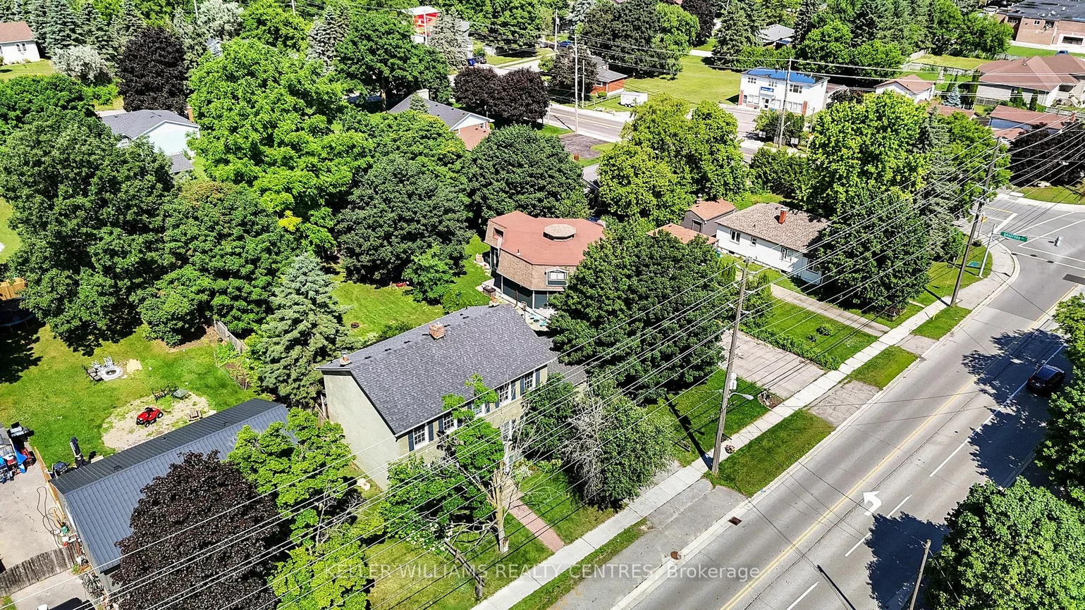 19374 Yonge St, East Gwillimbury