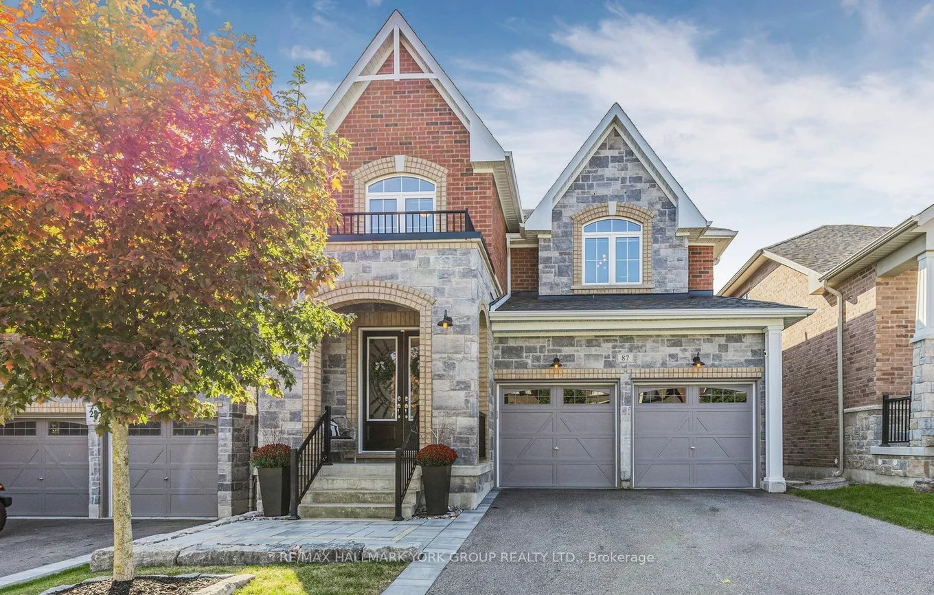 87 Manor Hampton St, East Gwillimbury