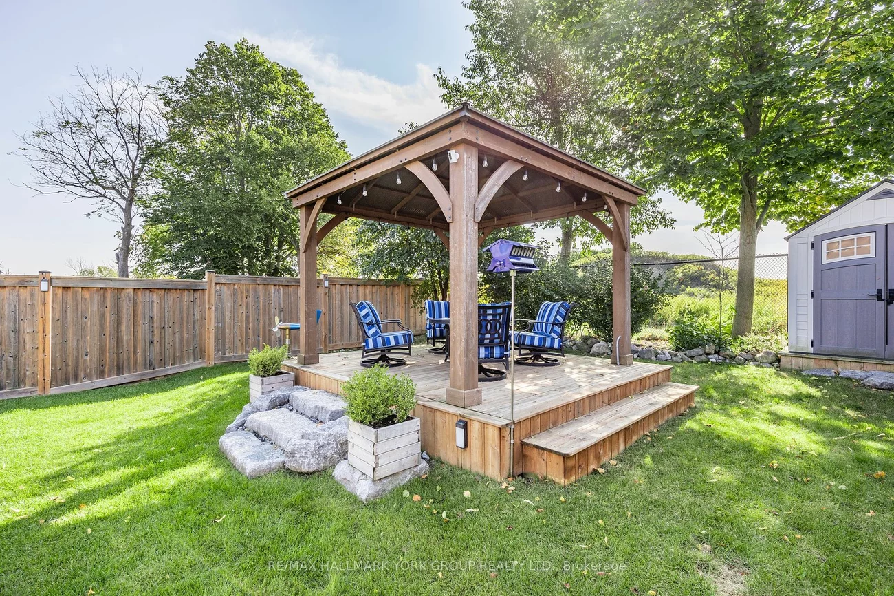 87 Manor Hampton St, East Gwillimbury