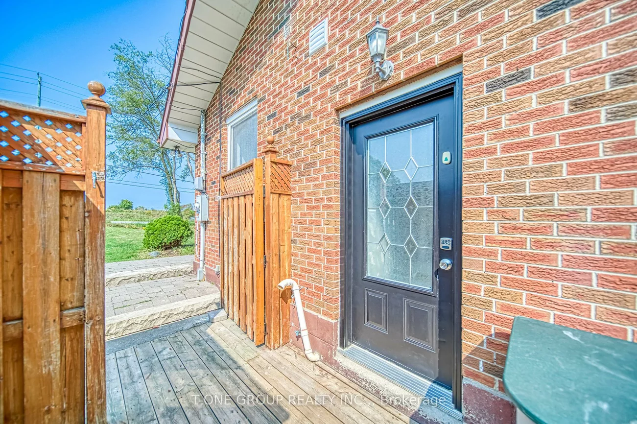 947 Mount Albert Rd, East Gwillimbury