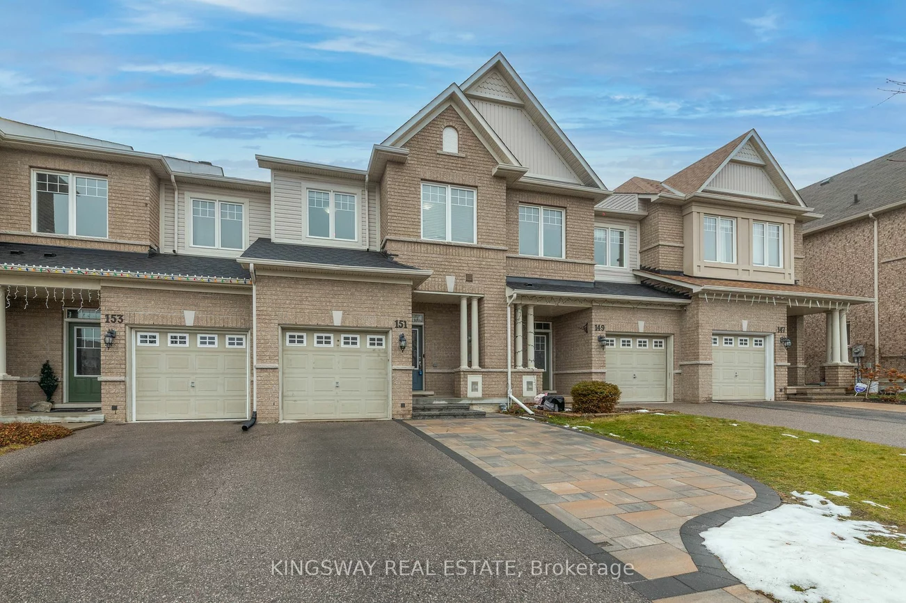 151 Courtland Cres, East Gwillimbury