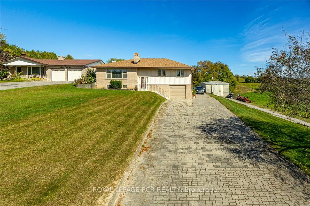 19621 Centre St, East Gwillimbury