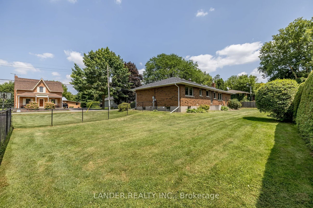 27 Shannon Rd, East Gwillimbury