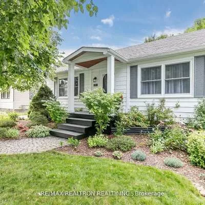 22, Royal, Aurora Village, Aurora