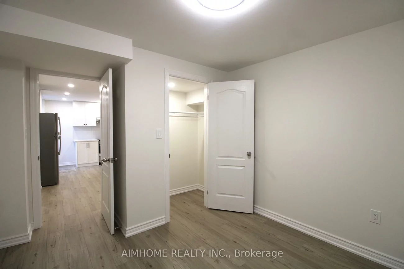 41, Hamster, Bayview Northeast, Aurora