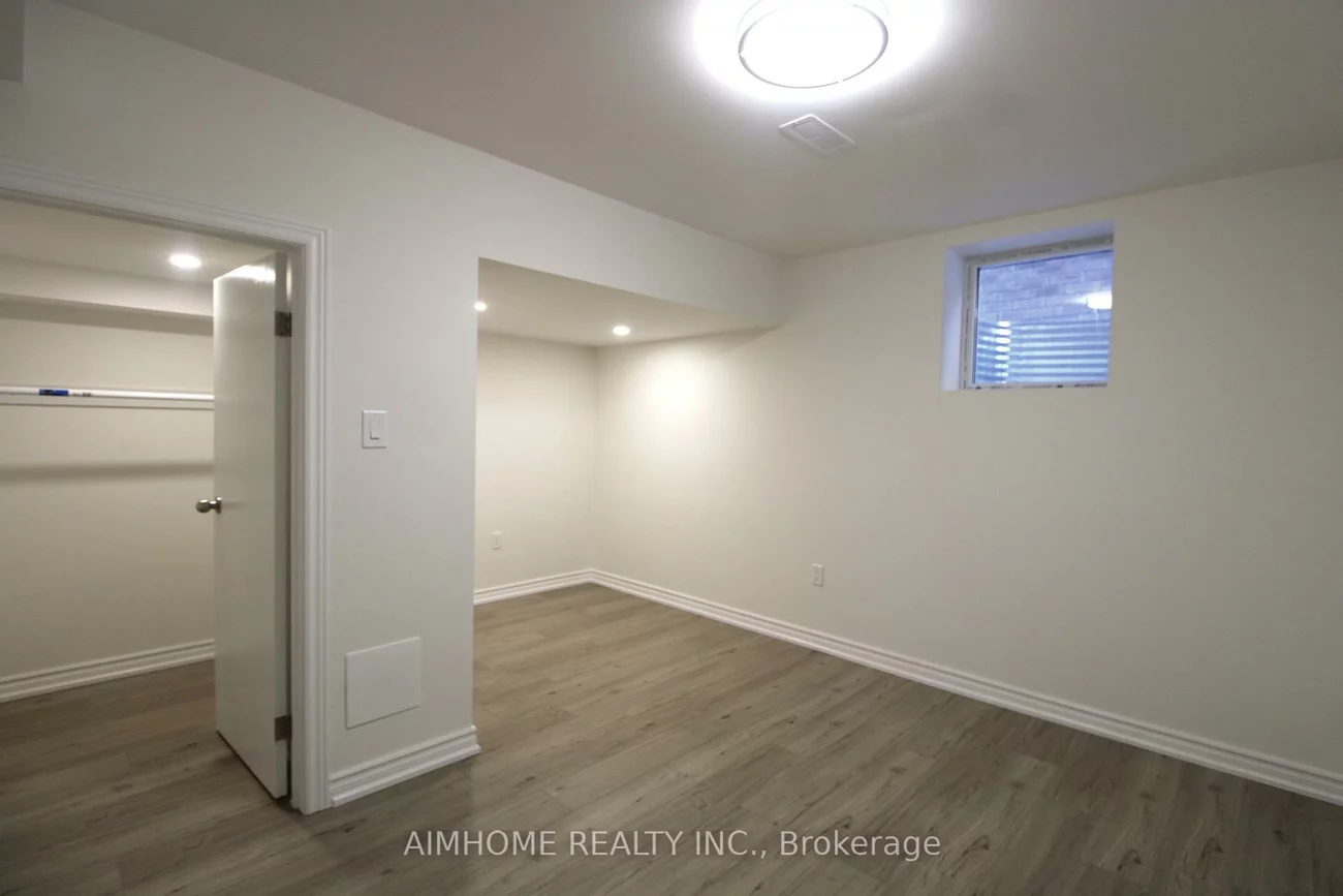 41, Hamster, Bayview Northeast, Aurora