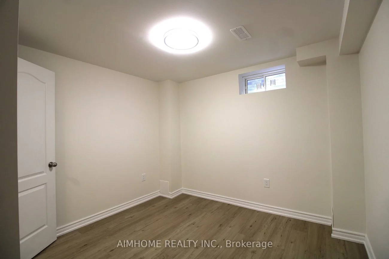 41, Hamster, Bayview Northeast, Aurora