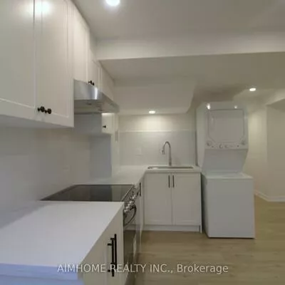 41, Hamster, Bayview Northeast, Aurora