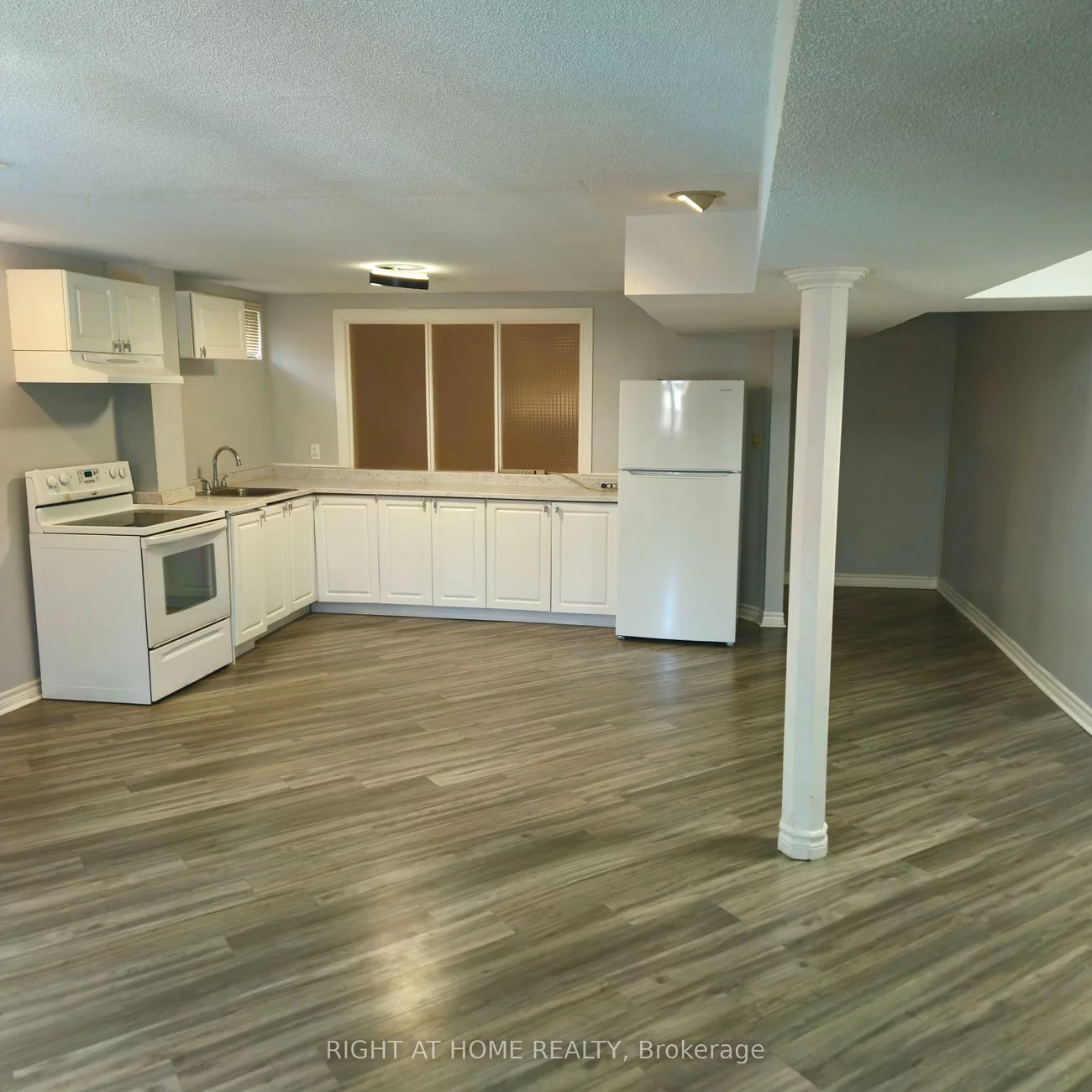 43, Attridge, Aurora Village, Aurora