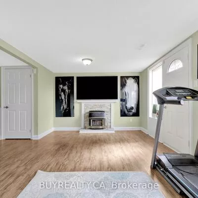 104, Poplar, Aurora Highlands, Aurora
