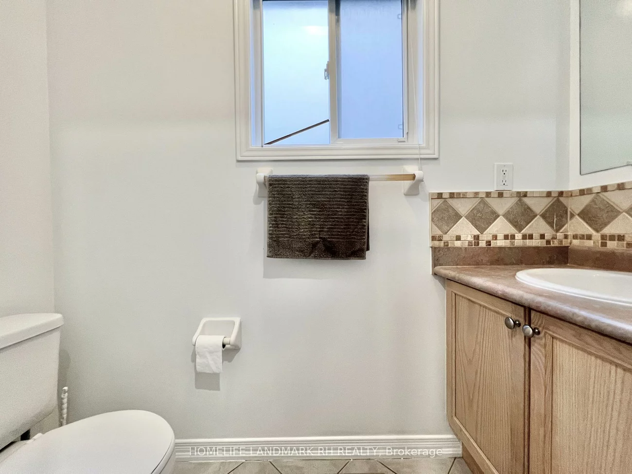 11, Cottinghill, Bayview Northeast, Aurora