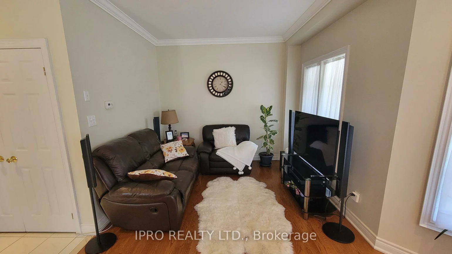 70, Ochalski, Bayview Wellington, Aurora