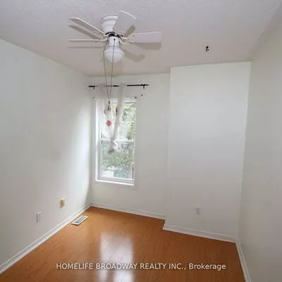 26, Ochalski, Bayview Wellington, Aurora