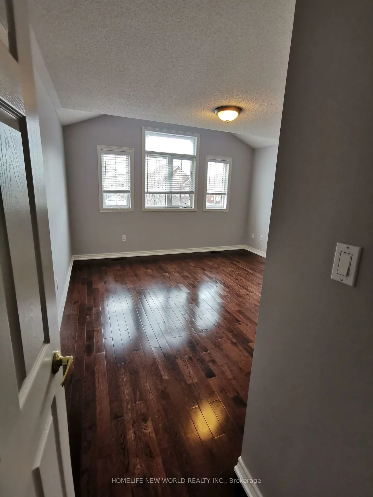 279, River Ridge, Bayview Northeast, Aurora