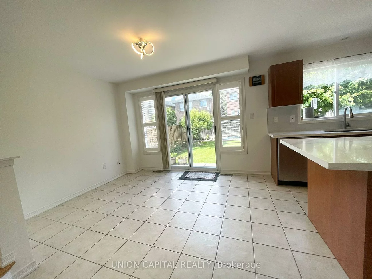 91, Starr, Bayview Wellington, Aurora