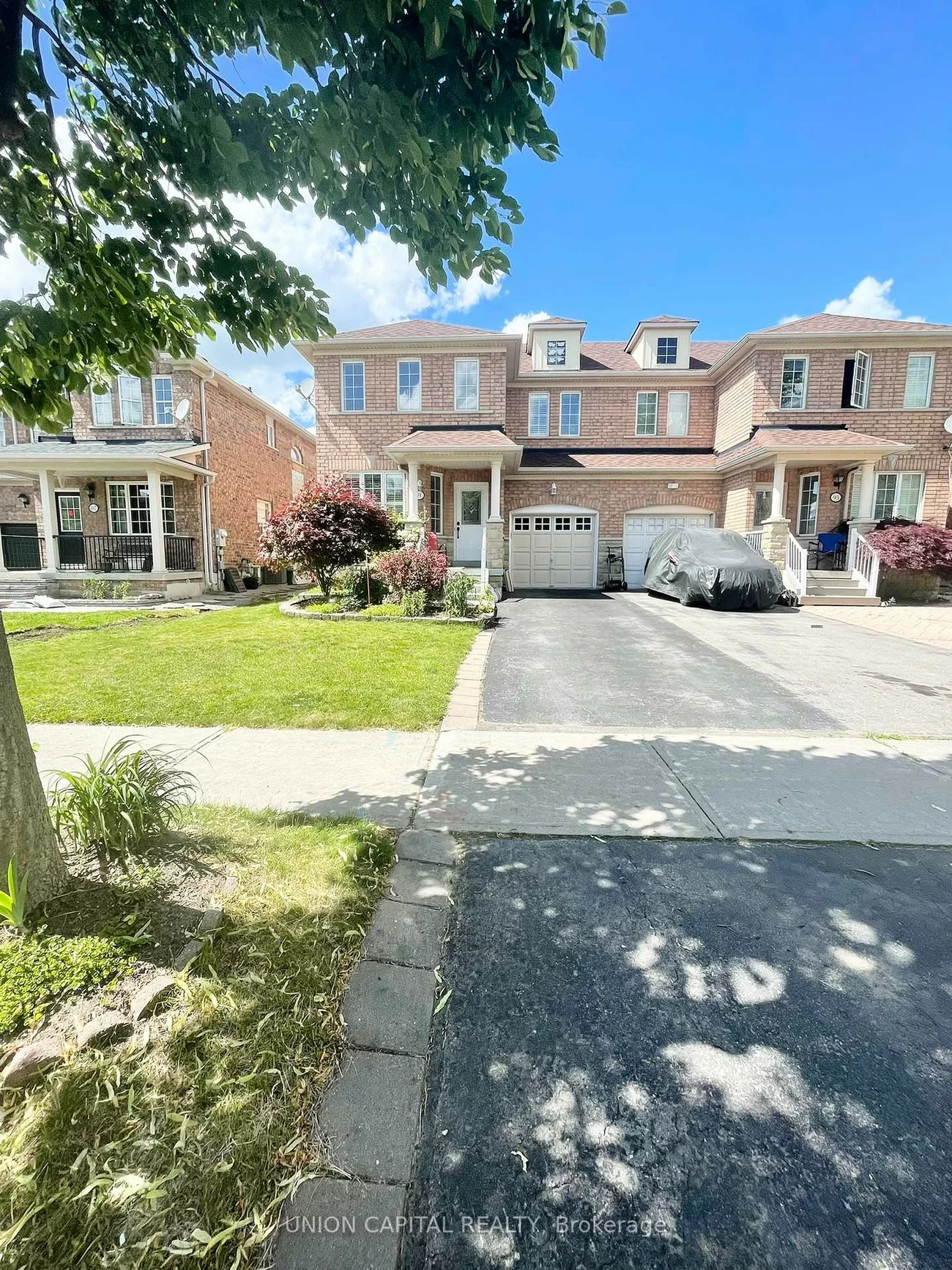 91, Starr, Bayview Wellington, Aurora