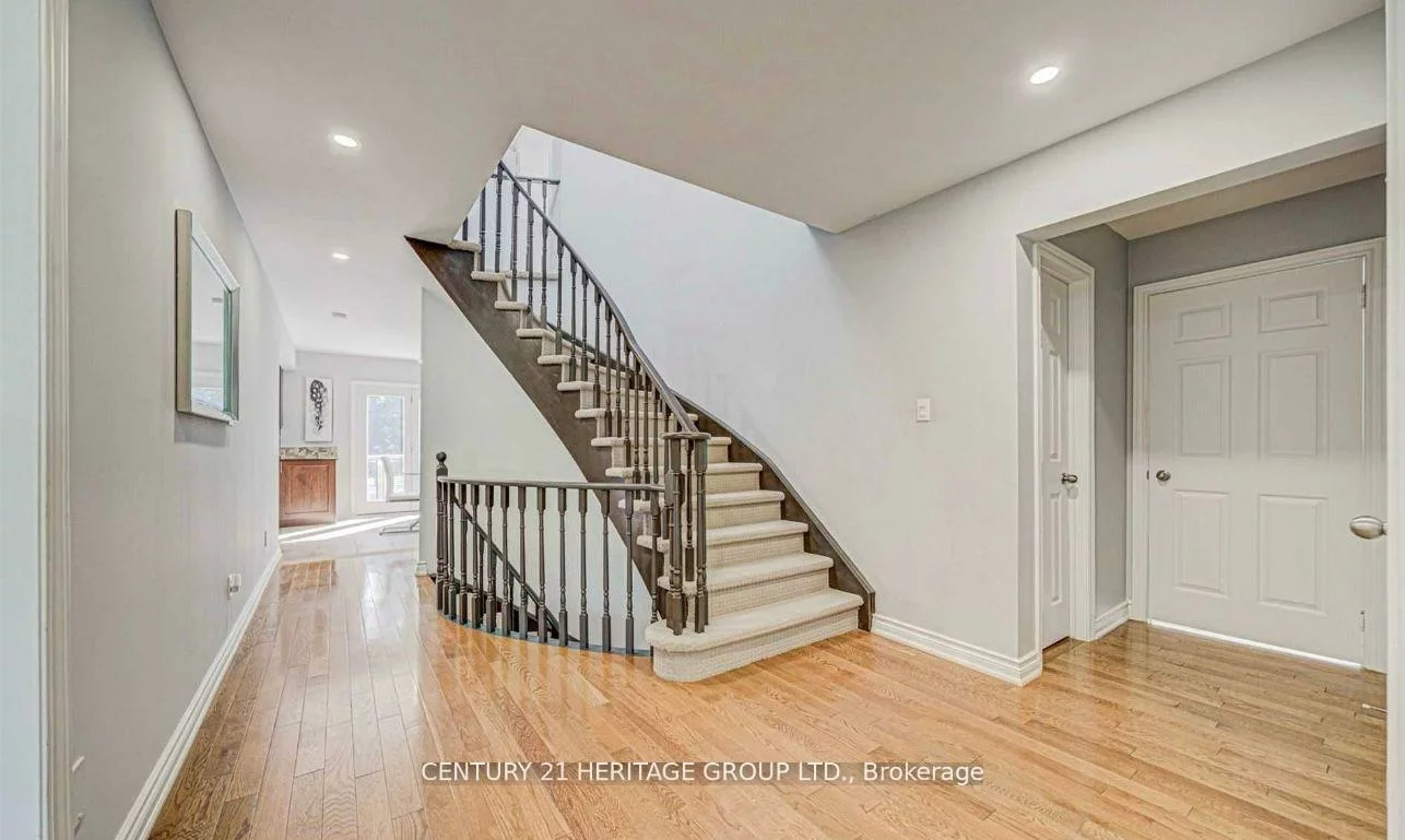 27, Hammond, Aurora Heights, Aurora