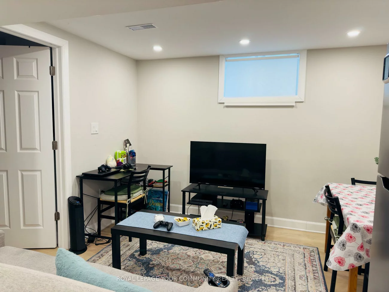 19, Huron, Aurora Heights, Aurora