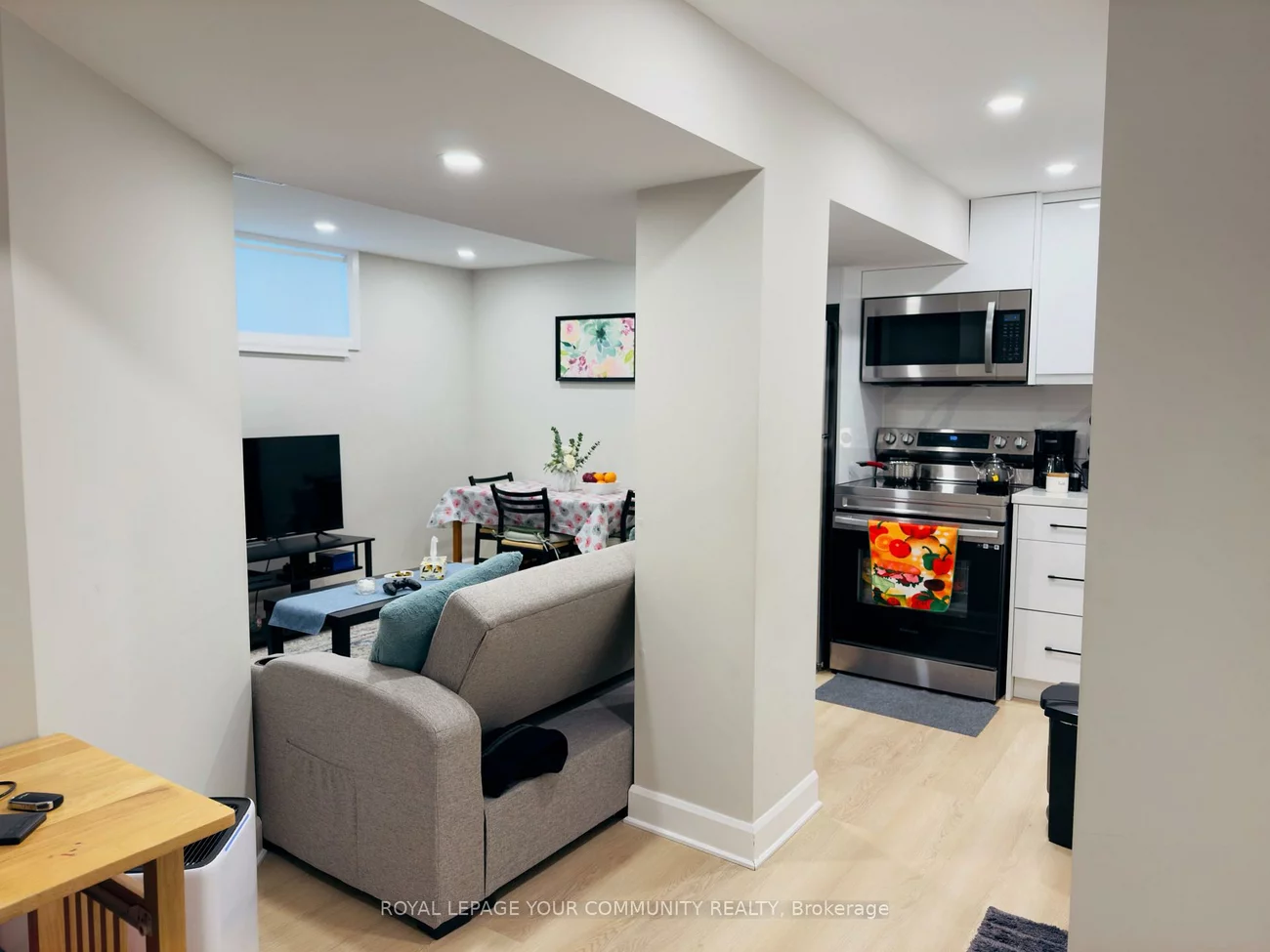 19, Huron, Aurora Heights, Aurora