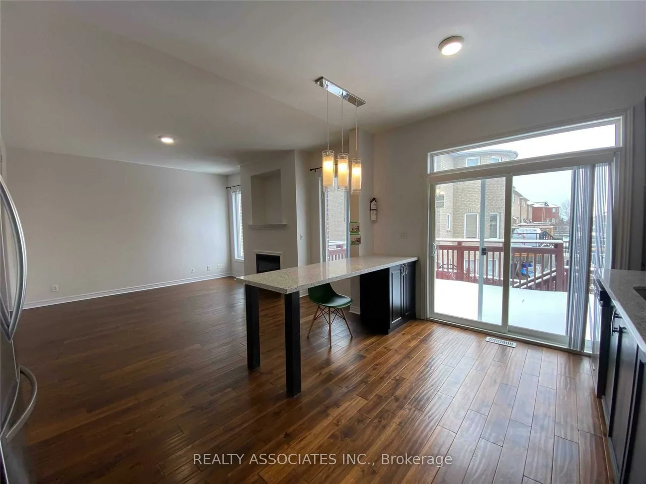 120, Spring Farm, Bayview Wellington, Aurora