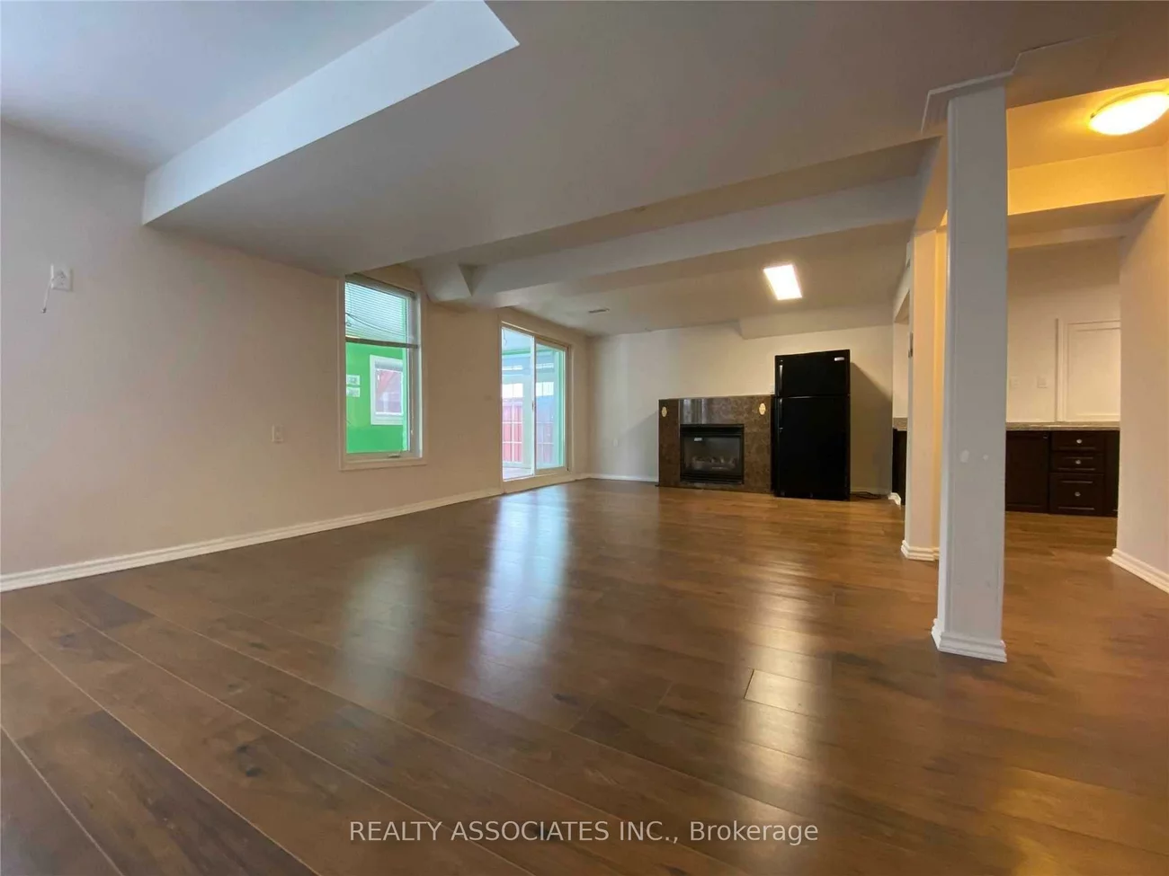 120, Spring Farm, Bayview Wellington, Aurora