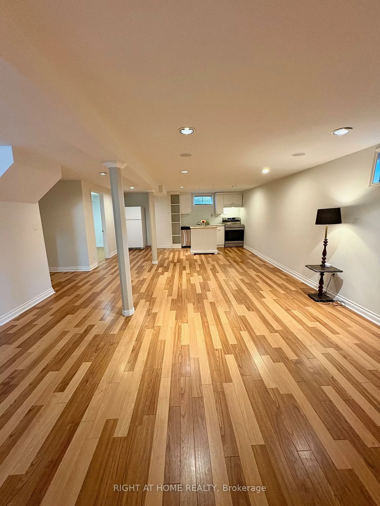 2, Harmon, Aurora Heights, Aurora