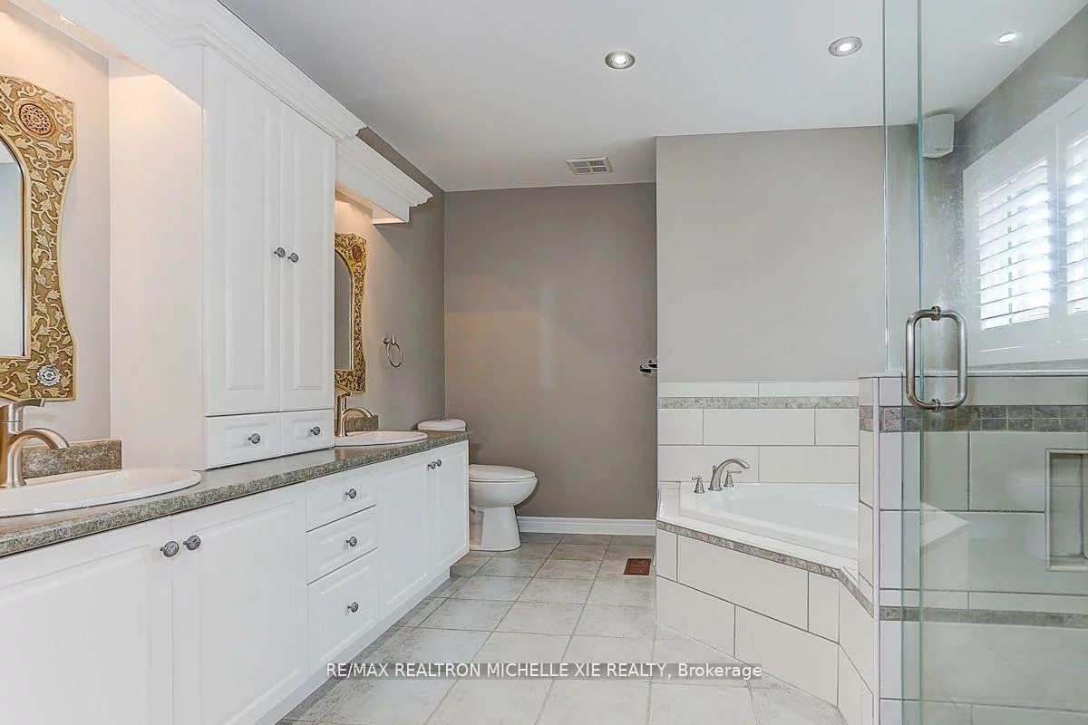 45, Pinnacle, Bayview Wellington, Aurora
