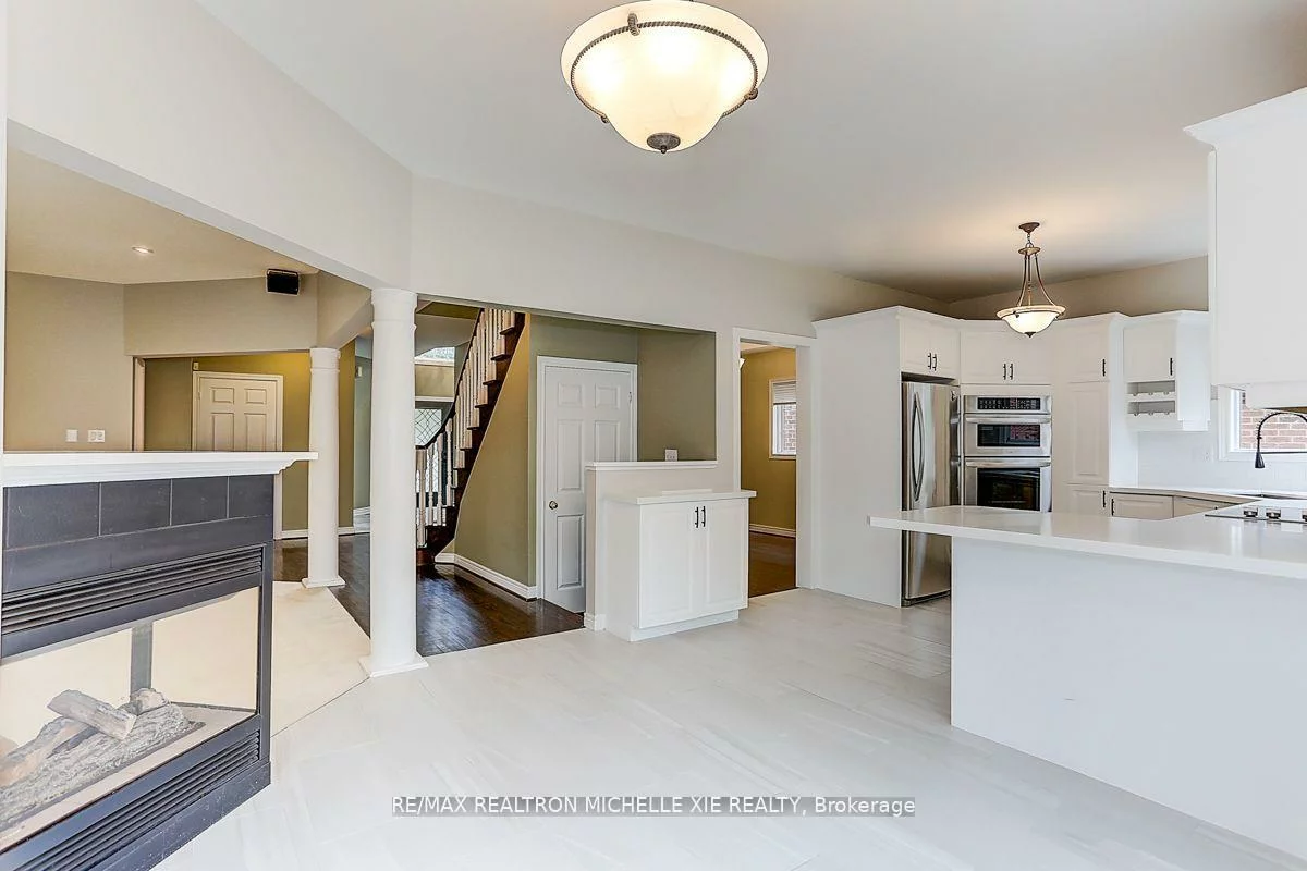 45, Pinnacle, Bayview Wellington, Aurora