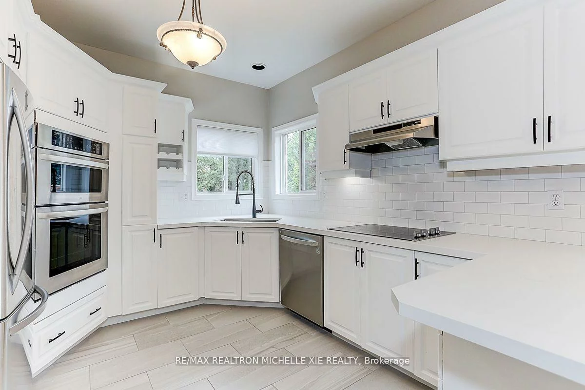 45, Pinnacle, Bayview Wellington, Aurora