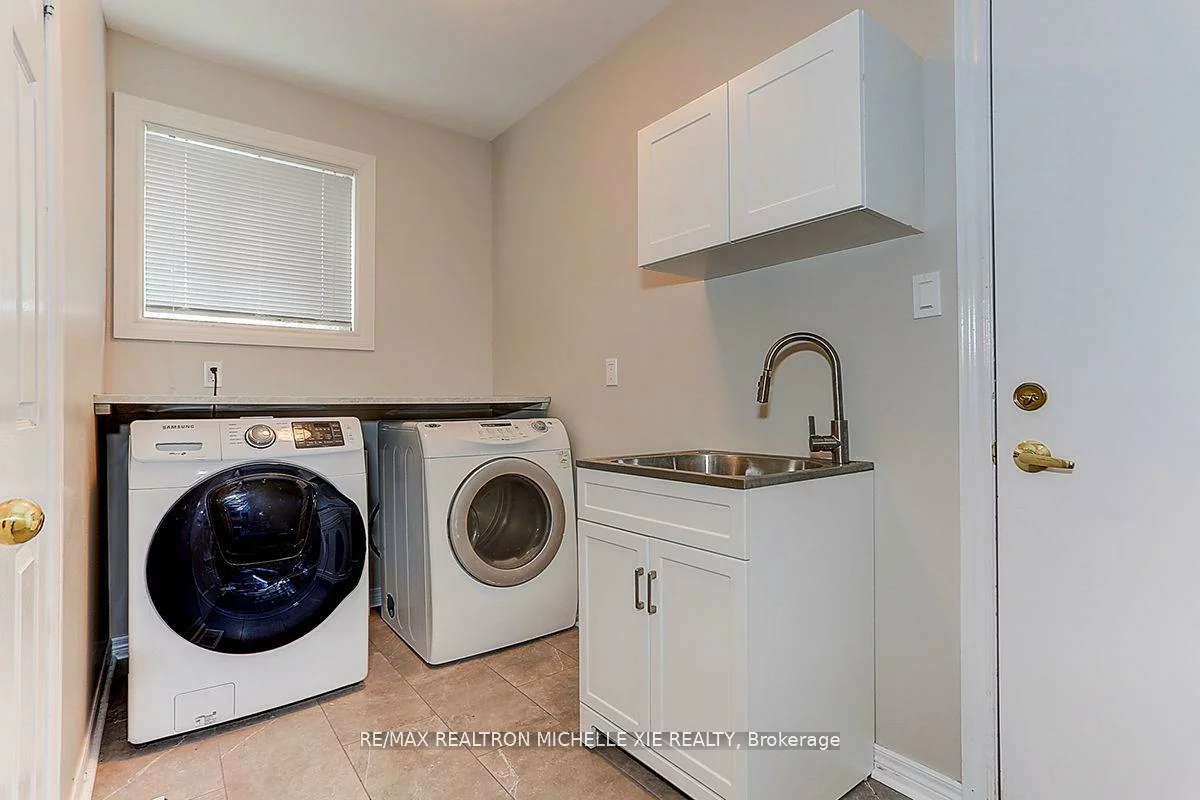 45, Pinnacle, Bayview Wellington, Aurora