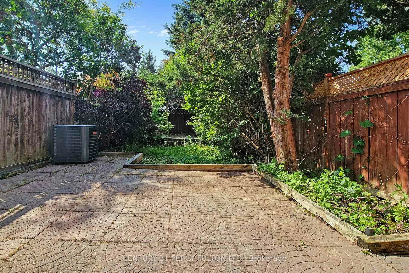 35, Bowler, Bayview Wellington, Aurora