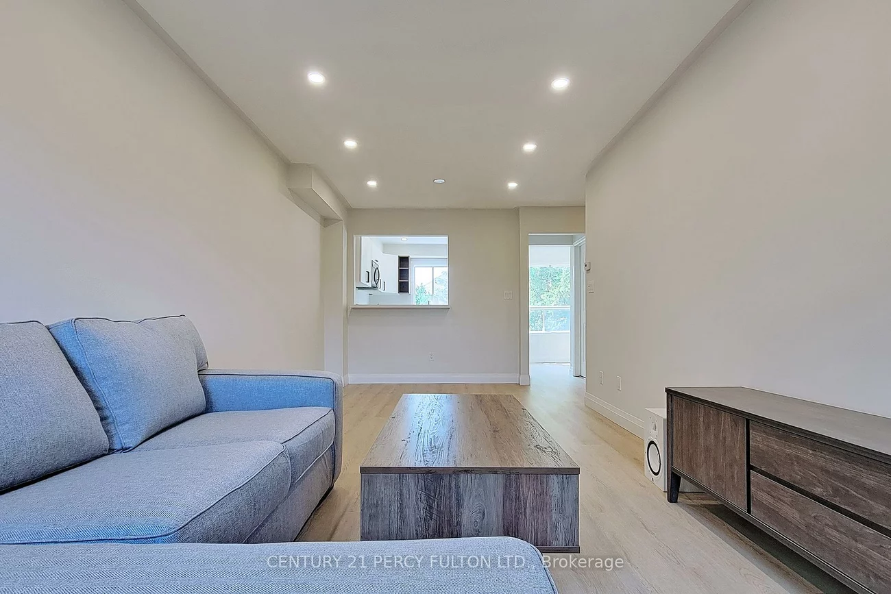 35, Bowler, Bayview Wellington, Aurora