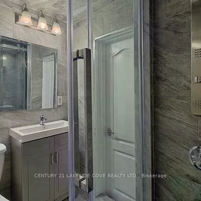 15, Tyler, Aurora Village, Aurora