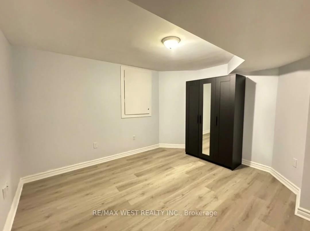 43, Chiswick, Aurora Highlands, Aurora