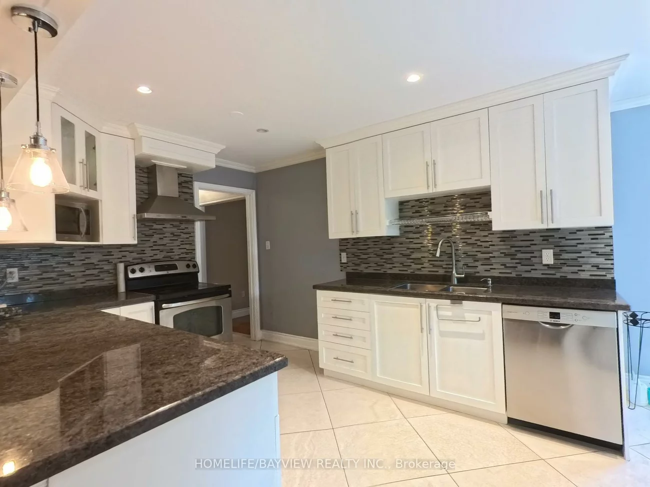22, Baycroft, Aurora Heights, Aurora