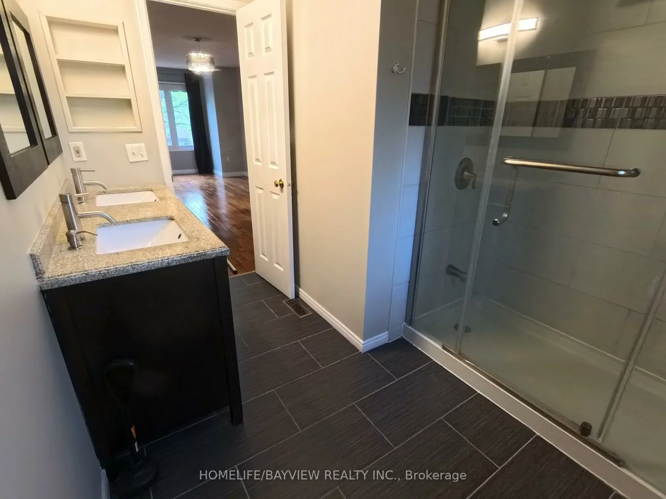 22, Baycroft, Aurora Heights, Aurora