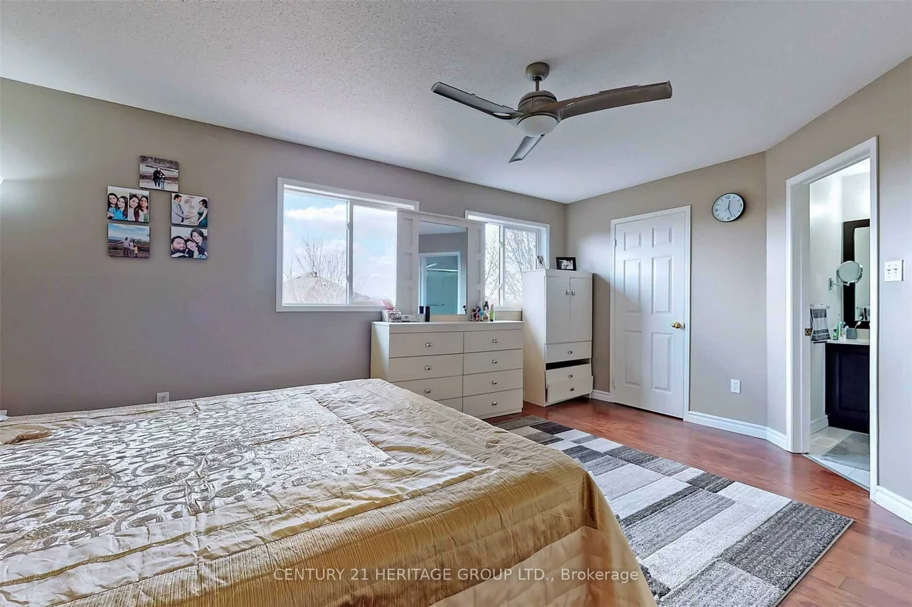 46, Rush, Bayview Wellington, Aurora