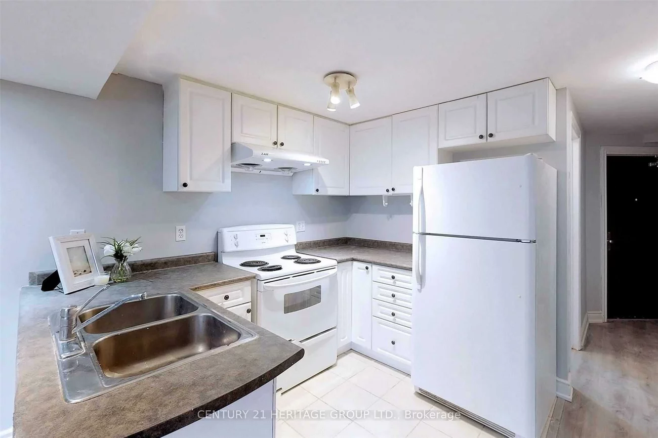 46, Rush, Bayview Wellington, Aurora