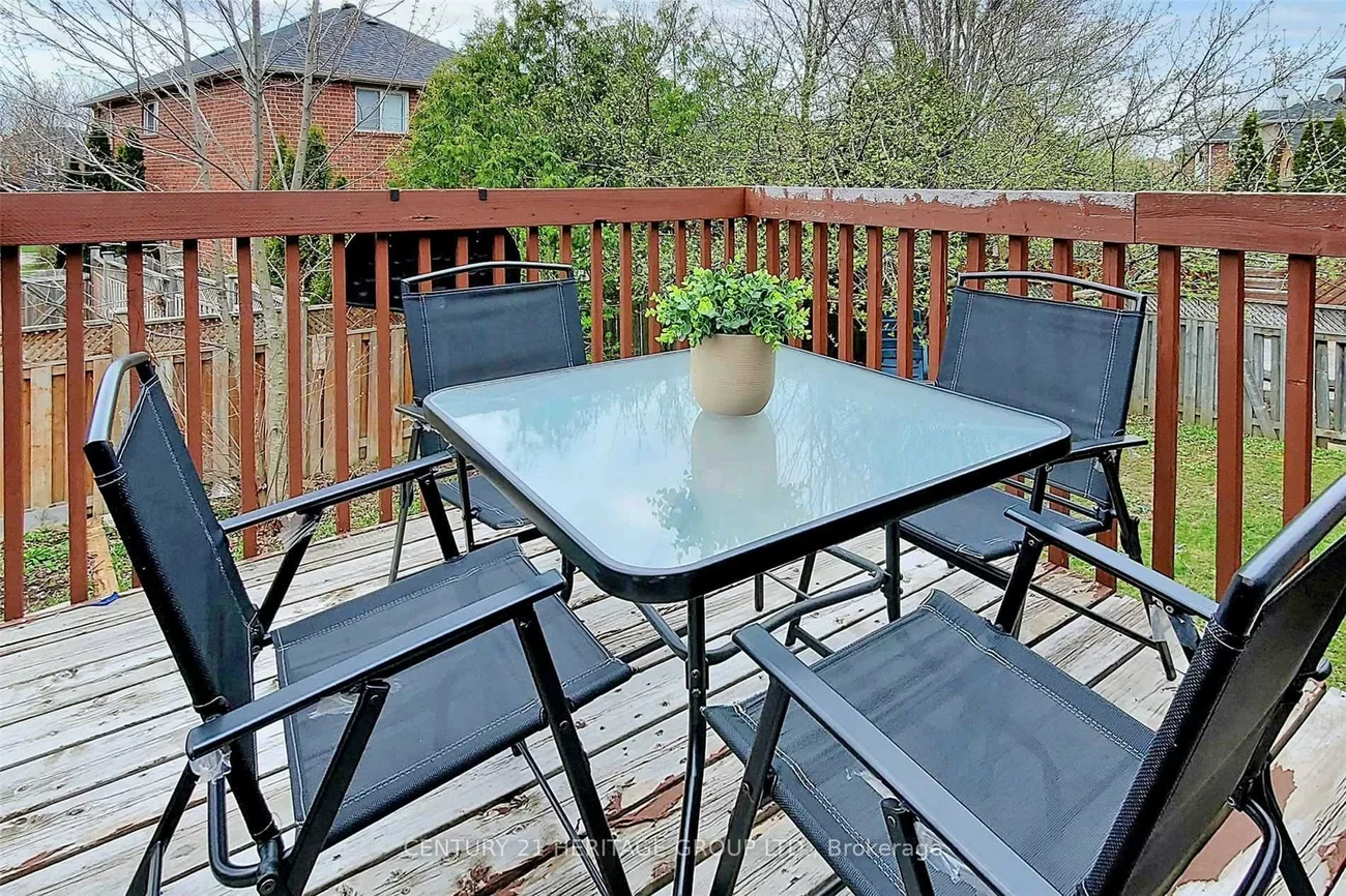 46, Rush, Bayview Wellington, Aurora